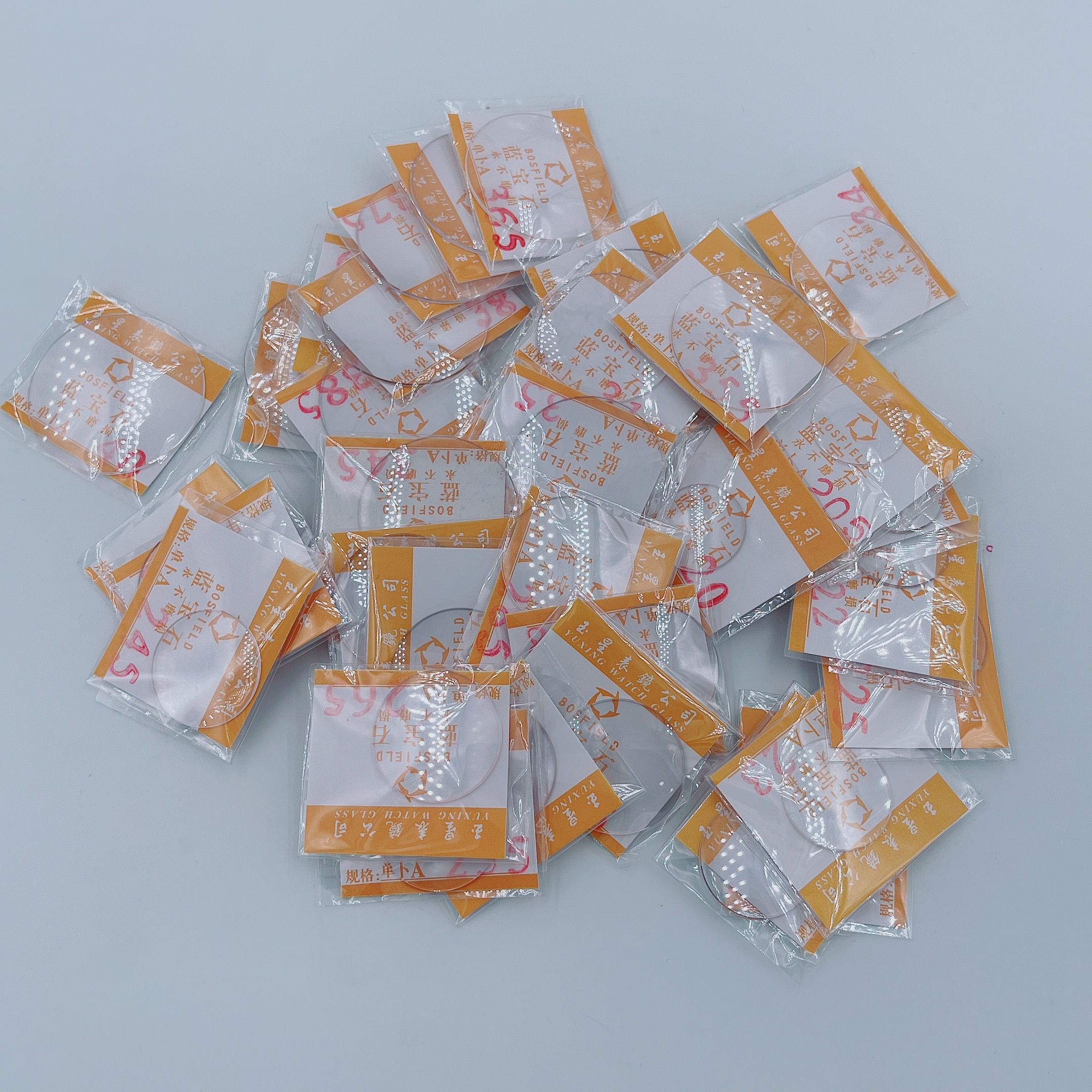 Watch accessories Ship Sapphire Surface magnifying watch masonry 20 - 40 MM each size a total of 41 pieces