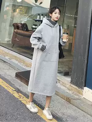 Pregnant women's autumn sweater hot mom suit fashion plus velvet jacket winter women's trendy two-piece dress medium and long version