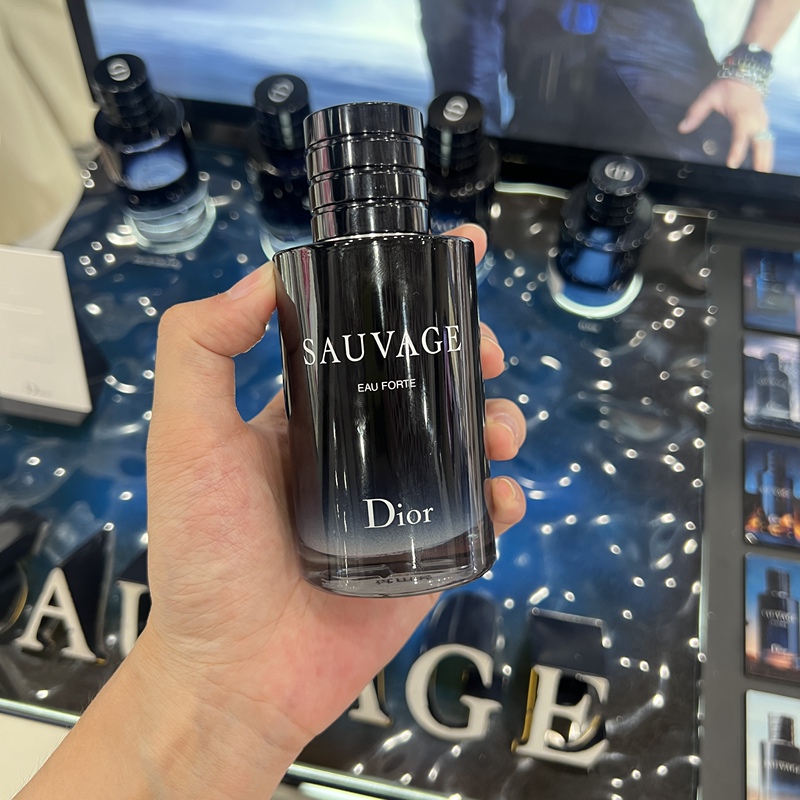 Boyfriend Fragrance~Dior Wilderness Men's Perfume, Woody Tone, Long-Lasting Freshness, Light Fragrance, Strong Fragrance Essence