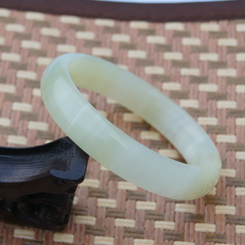 Natural Lantian Jade Bracelet Shaanxi Xi'an Silk Jade Bracelet Jade Bracelet Women's Terracotta Army Silk Jade Bracelet