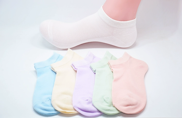 Vớ nữ ống ngắn ống nông miệng mùa hè mỏng lưới màu trắng vớ mùa hè cotton thoáng khí vớ khử mùi thấp để giúp vớ màu rắn - Bít tất nữ