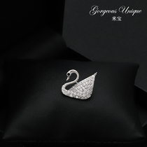Swan Crystal exquisite atmosphere small collar needle brooch temperament Joker suit accessories anti-light collar pin buckle buckle