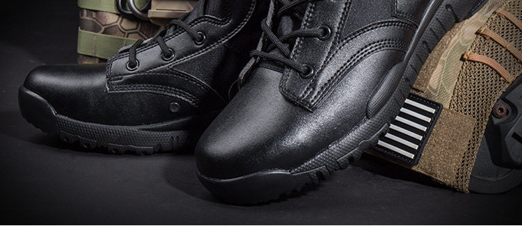 Bottes militaires pour homme - porter - Ref 1399130 Image 42