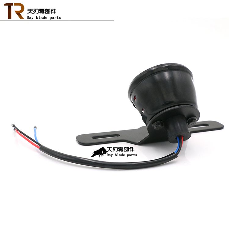 Phụ kiện xe máy Harley Cruise Prince xe retro sửa đổi lưới kim loại phía sau đuôi đèn phanh lắp ráp đèn led đồng hồ xe máy