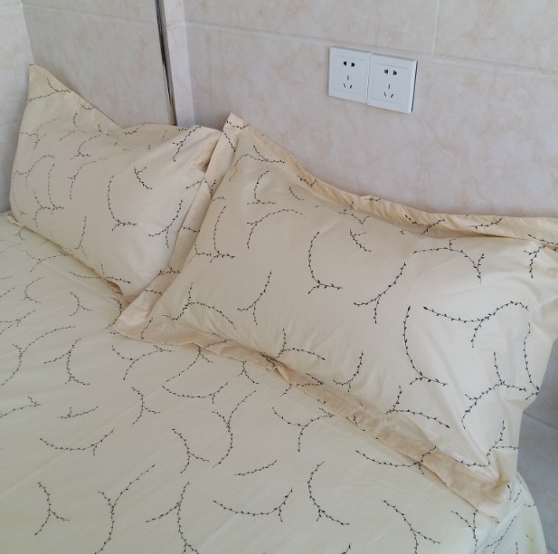 Khách sạn khách sạn gai lúa mì bộ đồ giường bằng vải bông polyester bông trắng bông lúa mì - Khăn trải giường ra trải nệm