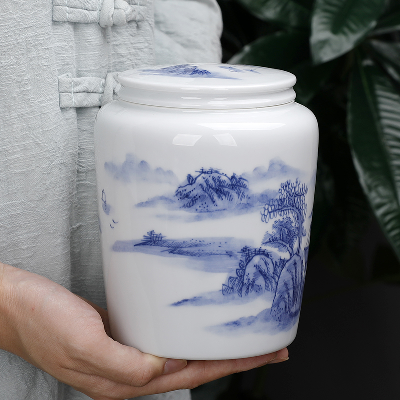 Hand made blue and white porcelain tea pot portable small household moisture storage containers of tea sealed as cans