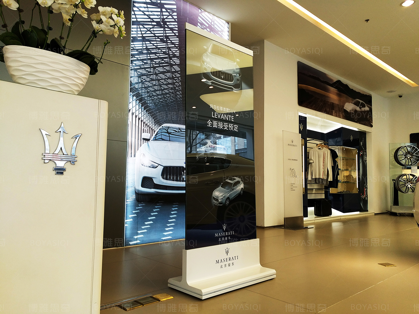 European-style Billboard Floor Billboard Custom Billboard Company Billboard Storefront Billboard Indoor Billboard