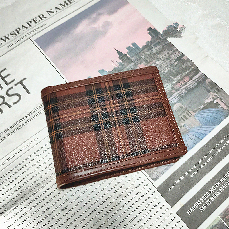 【Jovi Exports Turn to Domestic Sales】High Cost-Performance Ratio! American Plaid with Leather Universal Passport Buckle Wallet