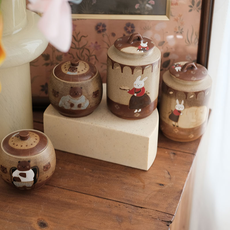 10%OFF】レトロなくまとうさぎの陶器収納ジャー / 茶筒・キャンディ