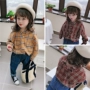 Quần áo trẻ em 2019 mùa xuân và mùa thu kẻ sọc phía sau nơ gió nông thôn Áo sơ mi nữ dài tay bé gái - Áo sơ mi quần áo trẻ em nam
