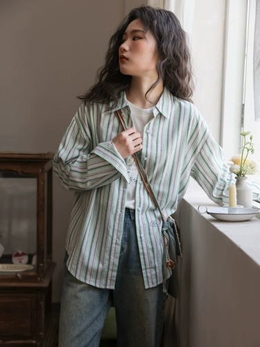 Весенняя ретро рубашка, дизайнерский лонгслив, куртка, тренд сезона, воротник поло, оверсайз