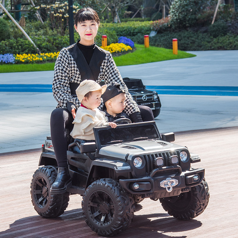 Children's electric off-road vehicle with remote control four-wheel four-wheel drive can sit on double oversized children's toy car net red car