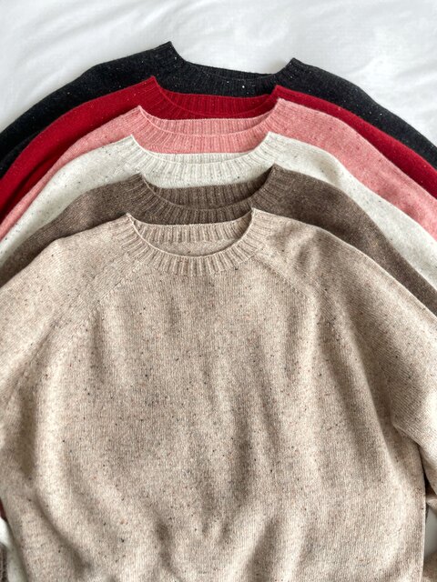 Autumn and Winter New Product, Simple Japanese Style Round Neck Solid Color Raglan Sleeve Seamless One-Piece Women's Wool Sweater, Loose Style Sweater