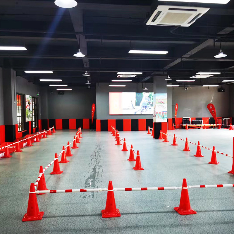 Children's balance car track rod telescopic rod red and white connecting rod roller skating track logo barrel red and white warning rod with strip