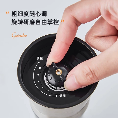 Ручная шлифовальная шлифовальная шлифовальная шлифовка из перца и перец разбрызгивает черно -белый перец порошковый порошок