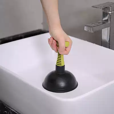 The sewer pipe artifact toilet is blocked