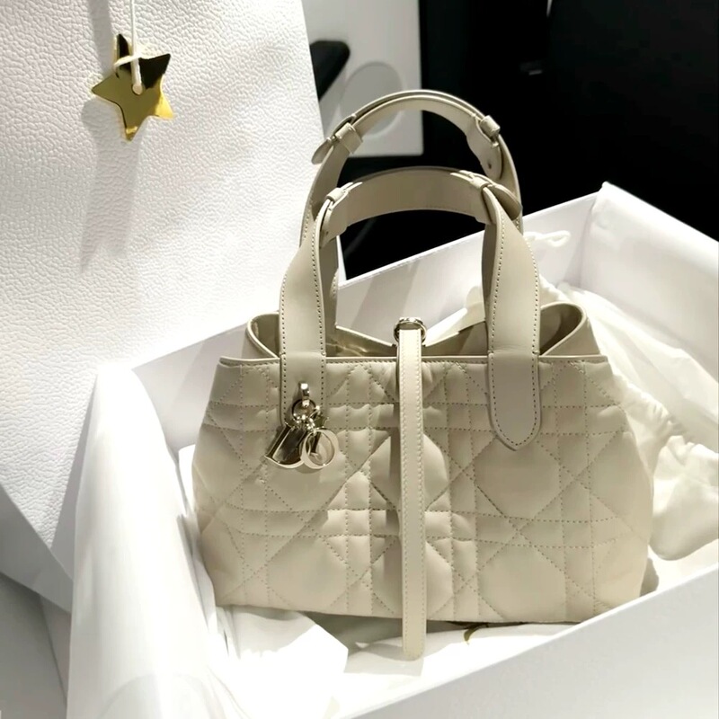 Hong Kong Genuine 2025 New Model Genuine Leather Tote Bag Large Capacity Shoulder Handbag Women's Bag Versatile Commuter Shopping Bag