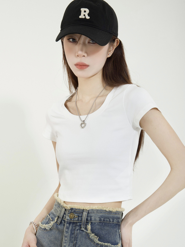 White Short-Sleeve T-Shirt for Women, 2026 Summer Short Style, Sexy Slim-Fit Base Shirt, Inner Wear Top for Women