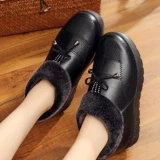 Зимние слипоны, флисовая удерживающая тепло обувь, нескользящие полиуретановые короткие сапоги для матери, мягкая подошва, для среднего возраста