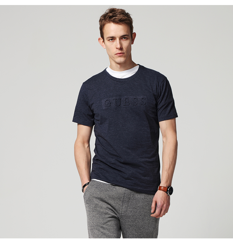 GUESS vài mô hình 2018 mùa xuân và mùa hè của nam giới ba chiều nổi LOGO ngắn tay T-Shirt-MI2K8432K áo sơ mi nam