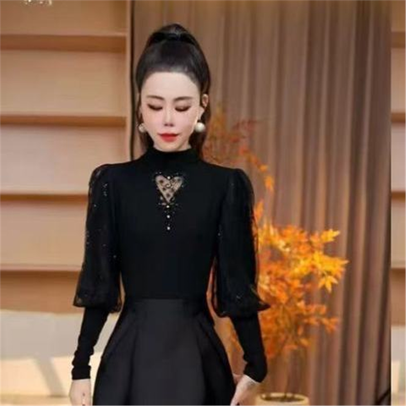 Fashionable Sequin Lace Patchwork Design Slim-Fit Youthful Versatile Base Layer New 2025 Top Hot-Selling Style That Hides Imperfections for Outerwear
