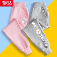 [2] Фан-угол k-gray/буква chrysanthemum k