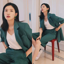 2120 Spring Autumn Star Jiang Alienated Movie With Short Sleeve Suit Suit Thin Style Fashion West Suit 50% Shorts Two Sets