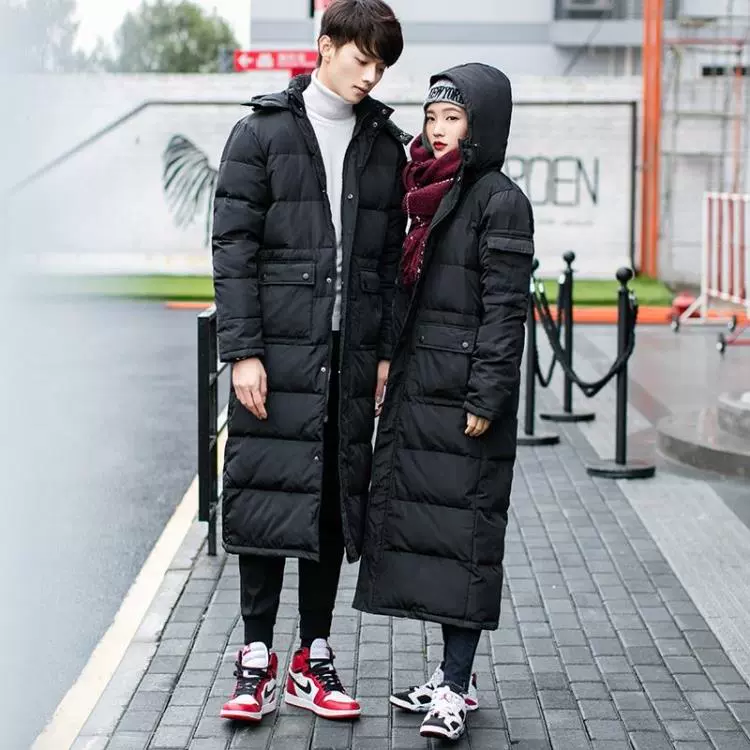 Áo khoác cotton mới cho nam dày cộng với áo dài cotton siêu dài xuống qua đầu gối với một bộ quần áo mùa đông công sở đồ cặp với người yêu