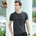 Lạc đà nam 2019 hè mới thời trang trẻ trung giản dị áo thun ngắn tay cổ tròn in nổi áo thun nam - Áo phông dài Áo phông dài