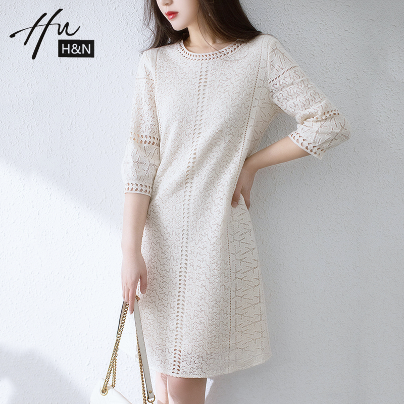 Hollow lace dress 2021 new spring high-end French niche temperament thin seven-point sleeve skirt women's summer