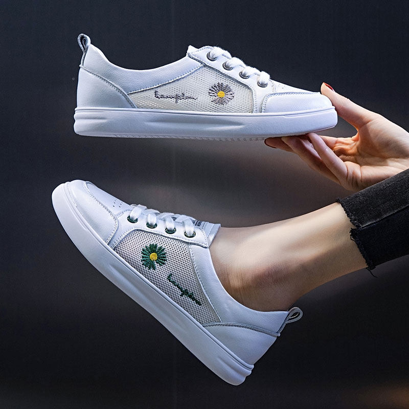Little daisy mesh breathable white shoes women's summer thin section casual all-match flat net red white sneakers western style 41