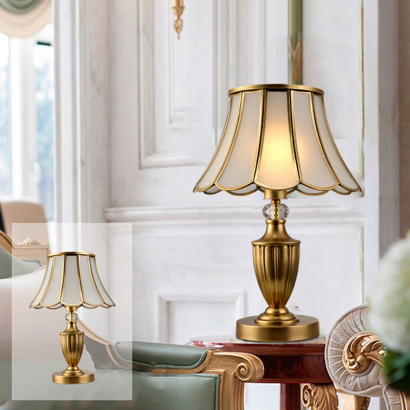 European-style all-copper table lamp retro coffee table bedroom bedside lamp decoration room simple modern American study living room lamp