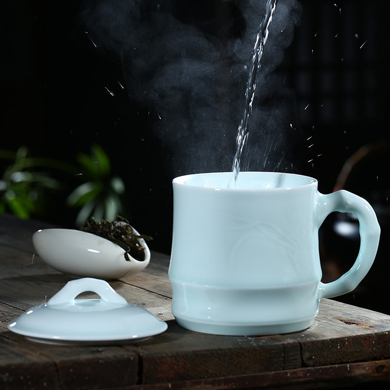 Jingdezhen ceramic cups with cover household glass celadon section office cup boss BeiYing green bamboo carving glass cup