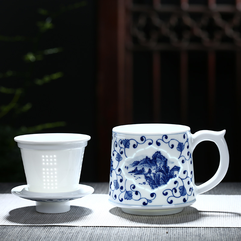 Jingdezhen ceramic hand - made porcelain and exquisite tea cup with lid tank filter cup home office conference room