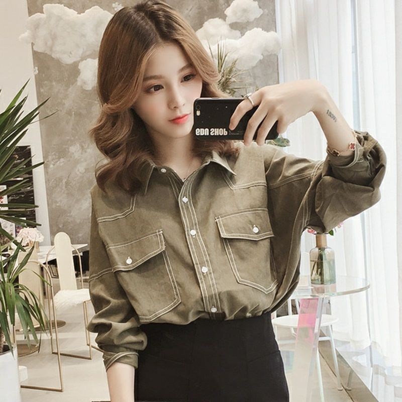 Shirt women's early spring and autumn 2022 new design niche shirt retro Hong Kong flavor loose long-sleeved light cooked top