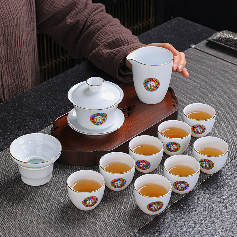 Defied white porcelain cover bowl Set of tea set Set of tea set Flame Phnom Penh Foli box Courtesy Year Goods Upscale Box Logo