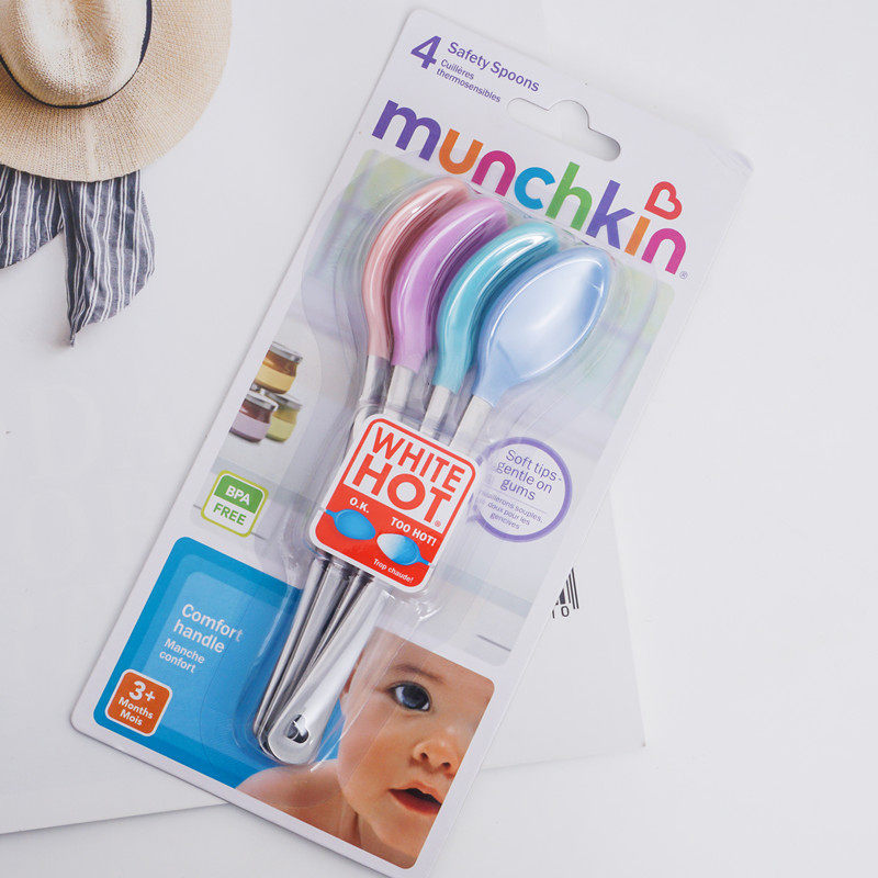 American Munchkin is full of fun with warm spoon McKenzie deputy food anti-burn discoloration training baby silicone gel soft head spoon