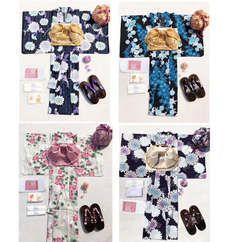 Exit Japan Kimono Bathing Suit All Cotton Black Base Wild Chrysanthemum Aquatic Flower Vintage Flowers