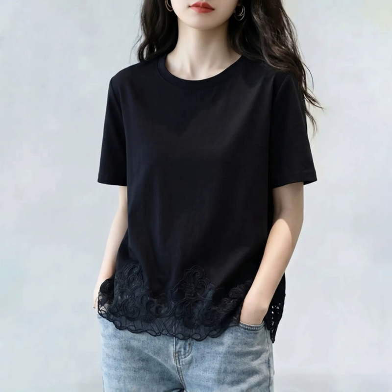 Korean Style Black Lace Patchwork Short-Sleeved T-Shirt for Women, Summer 2026 New Plus Size, Elegant and Age-Reducing Casual Top