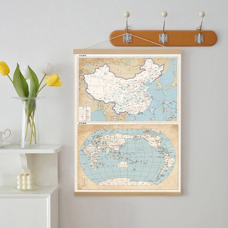 レトロな中国世界地図 中国旅行の足跡マーカー チェックイン 無垢材吊り下げ棒フレーム装飾 布製壁掛け