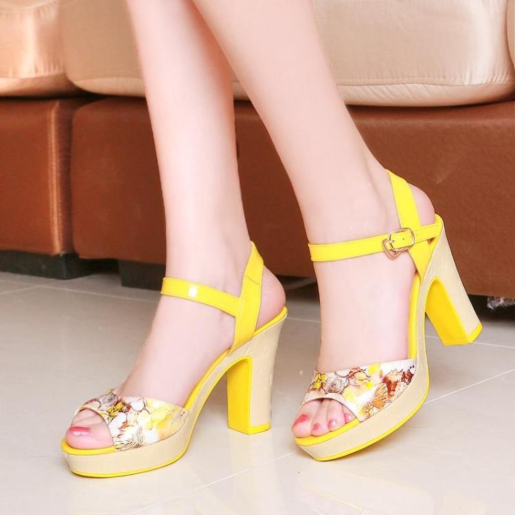 Women's Shoes, Summer Women's Sandals, Ultra-High Heels, Medium Heels, Waterproof Platforms, Genuine Leather, Fairy Style, Thick Heels, Thick Soles, Korean Style Shoes, New Style Women's Shoes, Summer Women's Sandals, Ultra-High Heels, Medium Heels, Waterproof Platforms, Genuine Leather, Fairy Style, Thick Heels, Thick Soles, Korean Style Shoes, New Style
