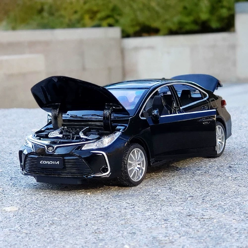 Toyota, warrior, модель автомобиля со светомузыкой, реалистичная игрушечная машина, масштаб 1:32, подарок на день рождения