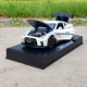 Белая коробка с базой