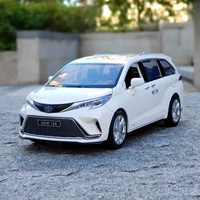 Toyota, warrior, металлическая модель автомобиля, игрушка со светомузыкой, масштаб 1:24, хлеб