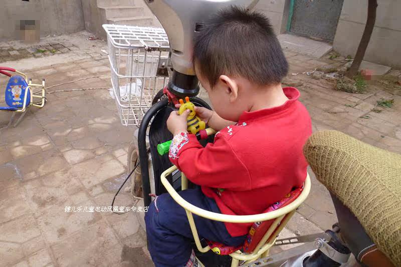siège enfants pour vélo - Ref 2425076 Image 32
