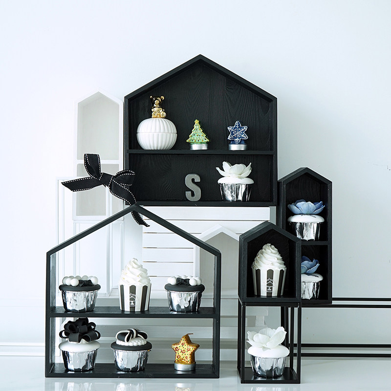 Black and white gray house shape wood shelf Cool color decoration soft cup cake display rack Dessert rack