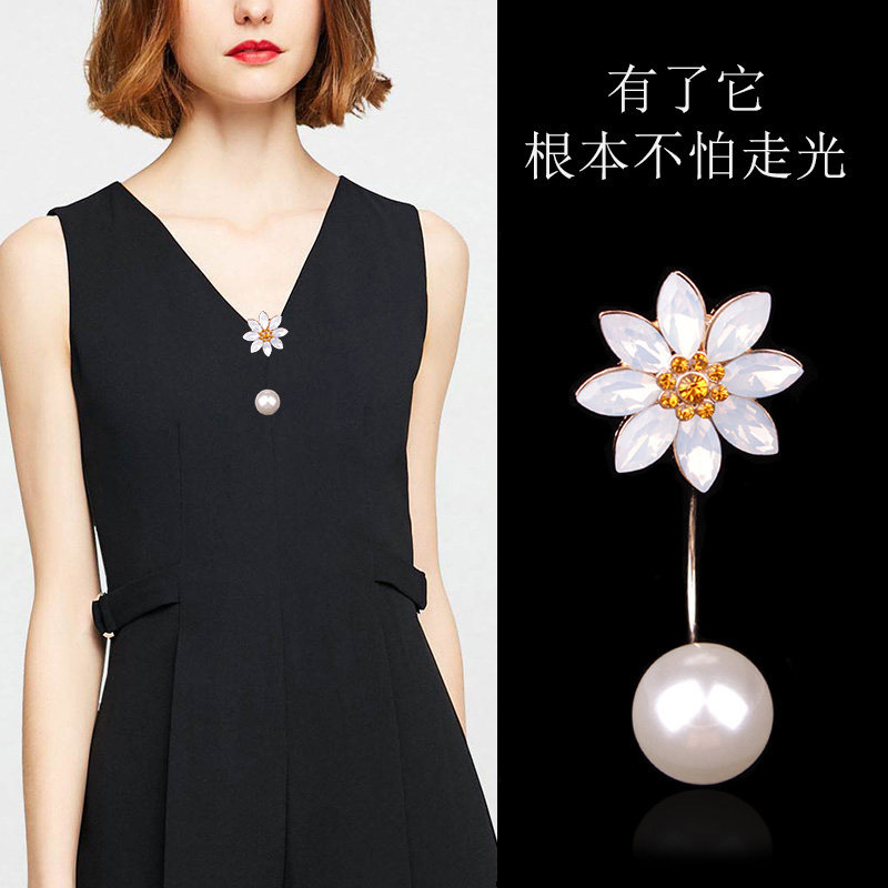 Japan-ROK upscale Crystal neckline Shirt Pearl collar Flower minimalist cardiothoracic Pin-Proof Walking Light Brooch Brooch Shawl Buttondown Accessories