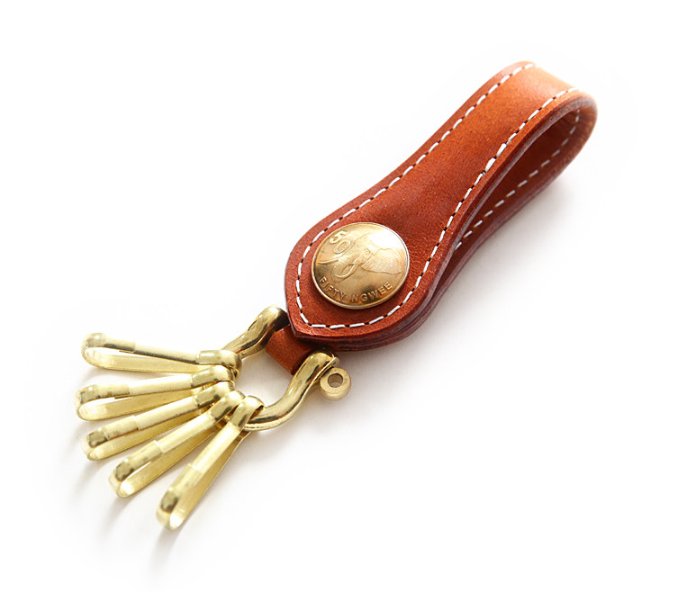 Брелок 手工植鞣牛皮钥匙扣男士简约头层真皮纯铜五金腰挂财布扣钥匙串 Cattle breeders