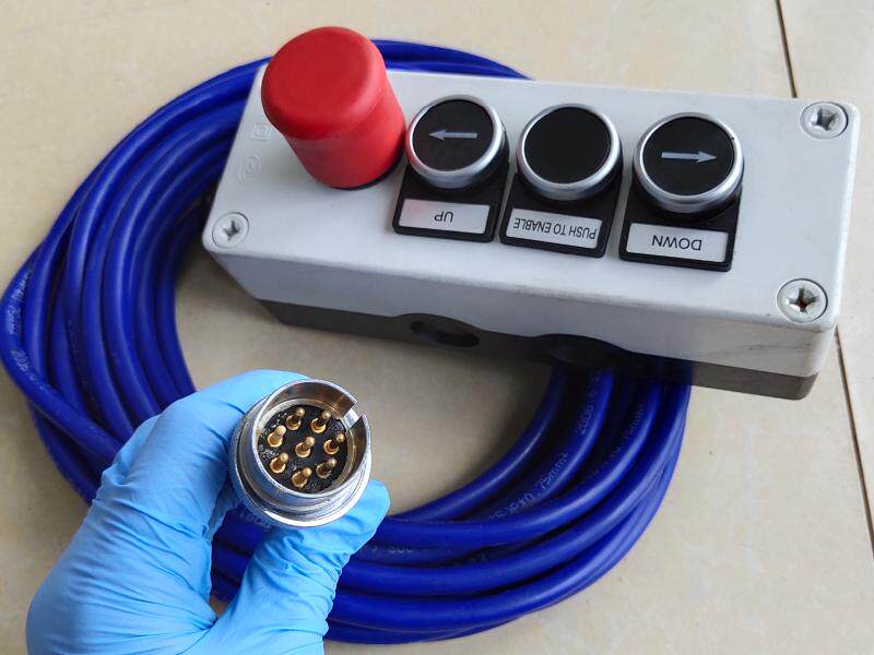 Edunburgh escalator maintenance handle Elevator maintenance switch box original hot physical photo limited sale