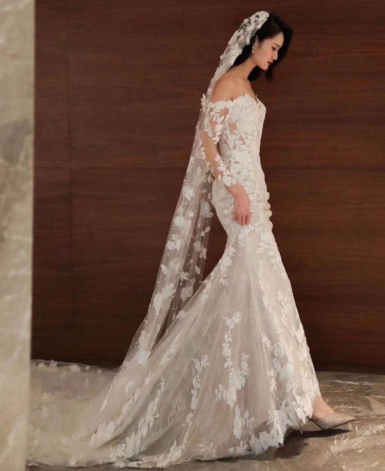 Lace retro advanced wedding dress for bride, french style,  Lace retro advanced wedding dress for bride, french style,